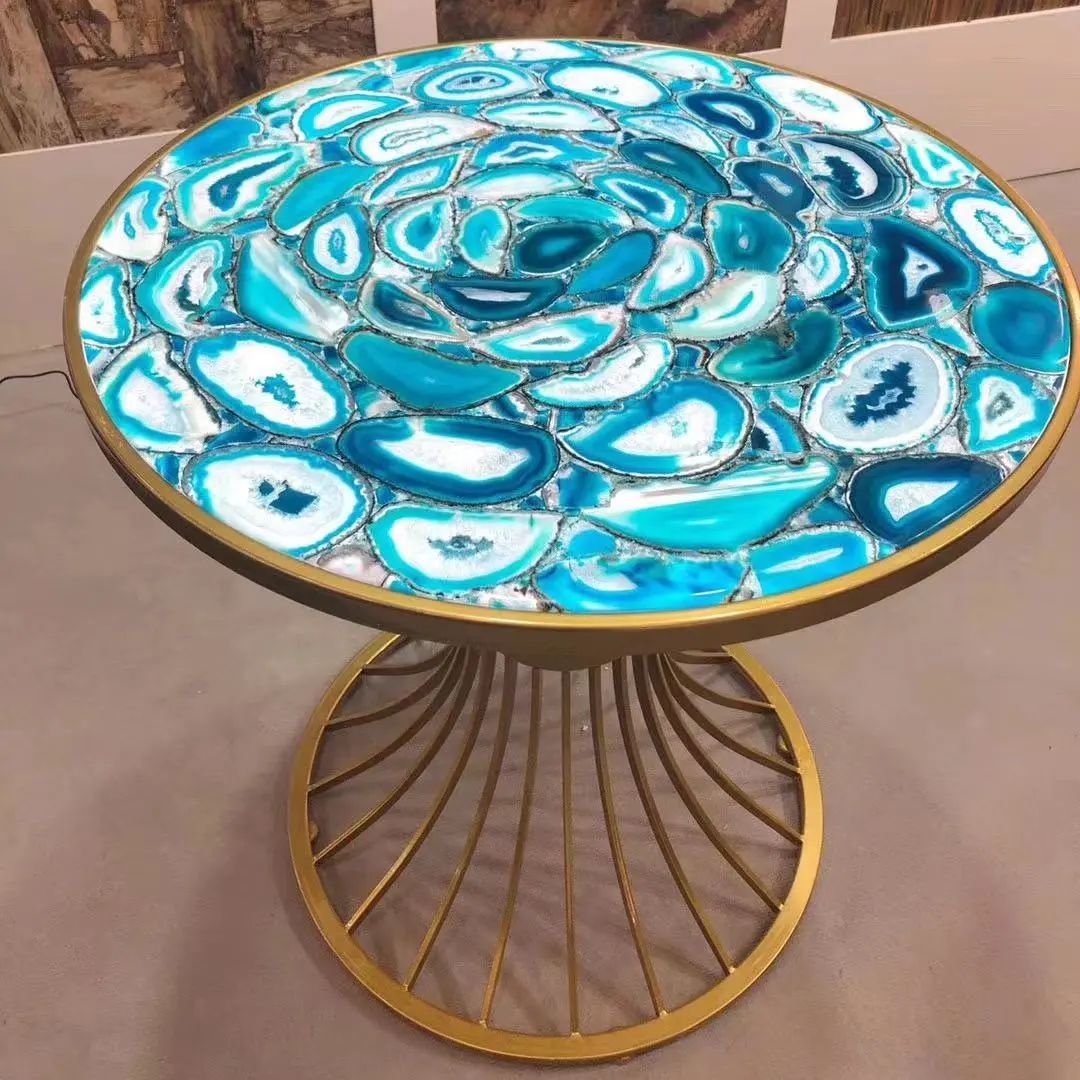 Столик из агата Bianco Carrara