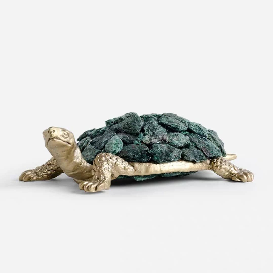 Статуэтка Черепашка с кристаллами флюорита