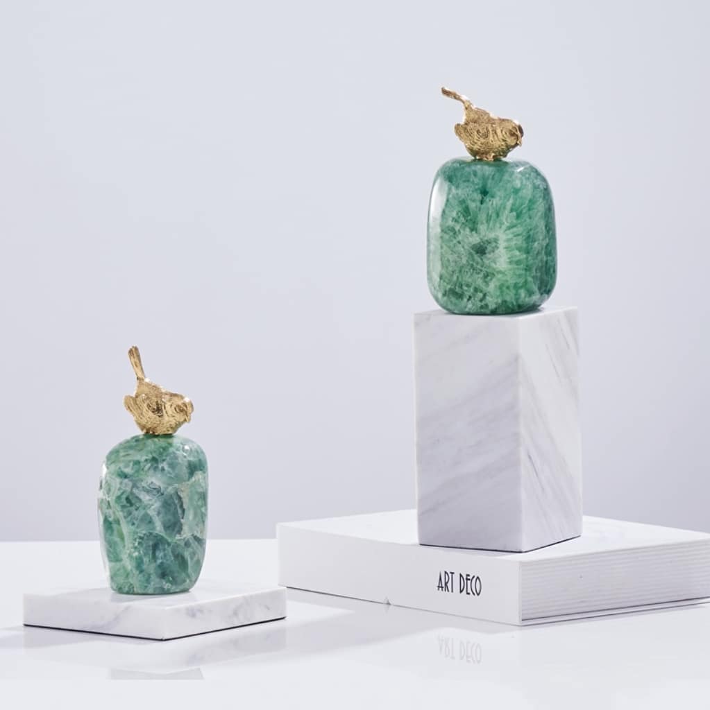 Статуэтка Птичка на флюорите на мраморной подставке S