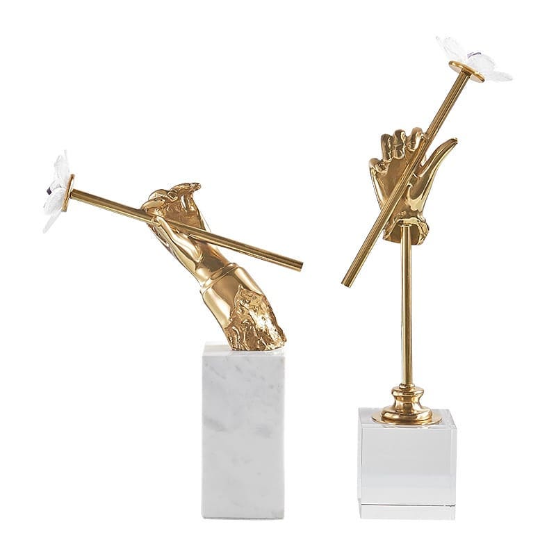 Статуэтка Рука с цветком на подставке из мрамора