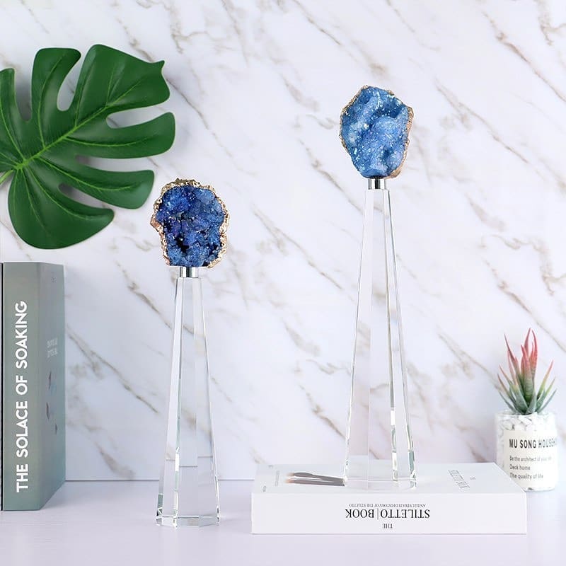 Статуэтка Кристаллы лазурита в позолоте на пирамидальной подставке