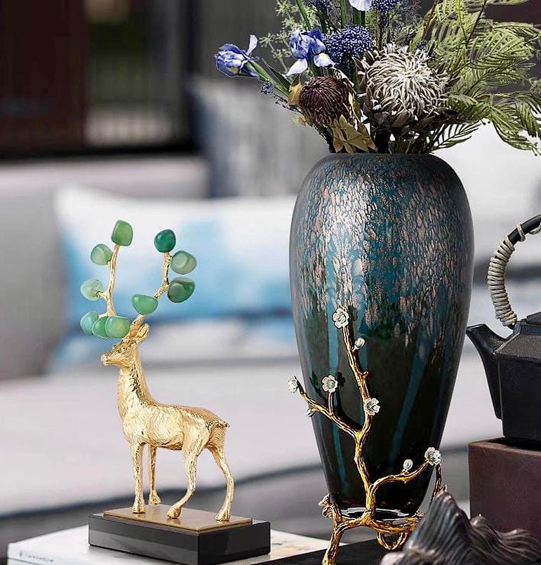 Статуэтка Олень Green Deer