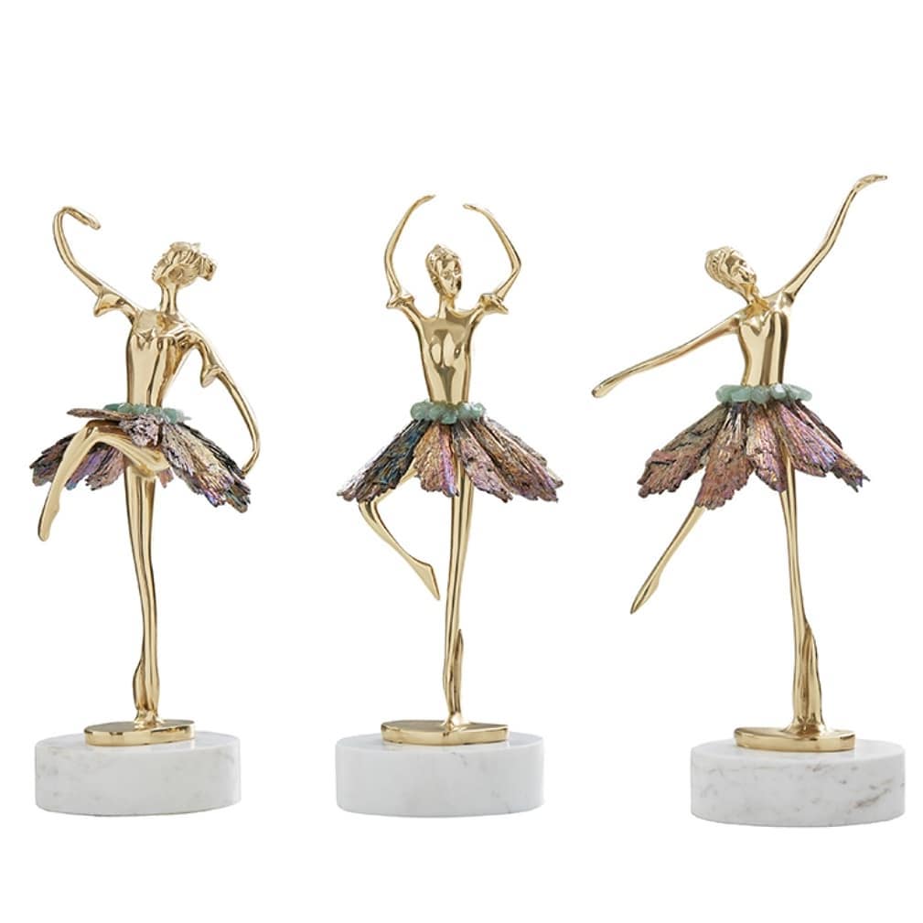 Статуэтка Балерина из флюарита и медных срезов на мраморной подставке