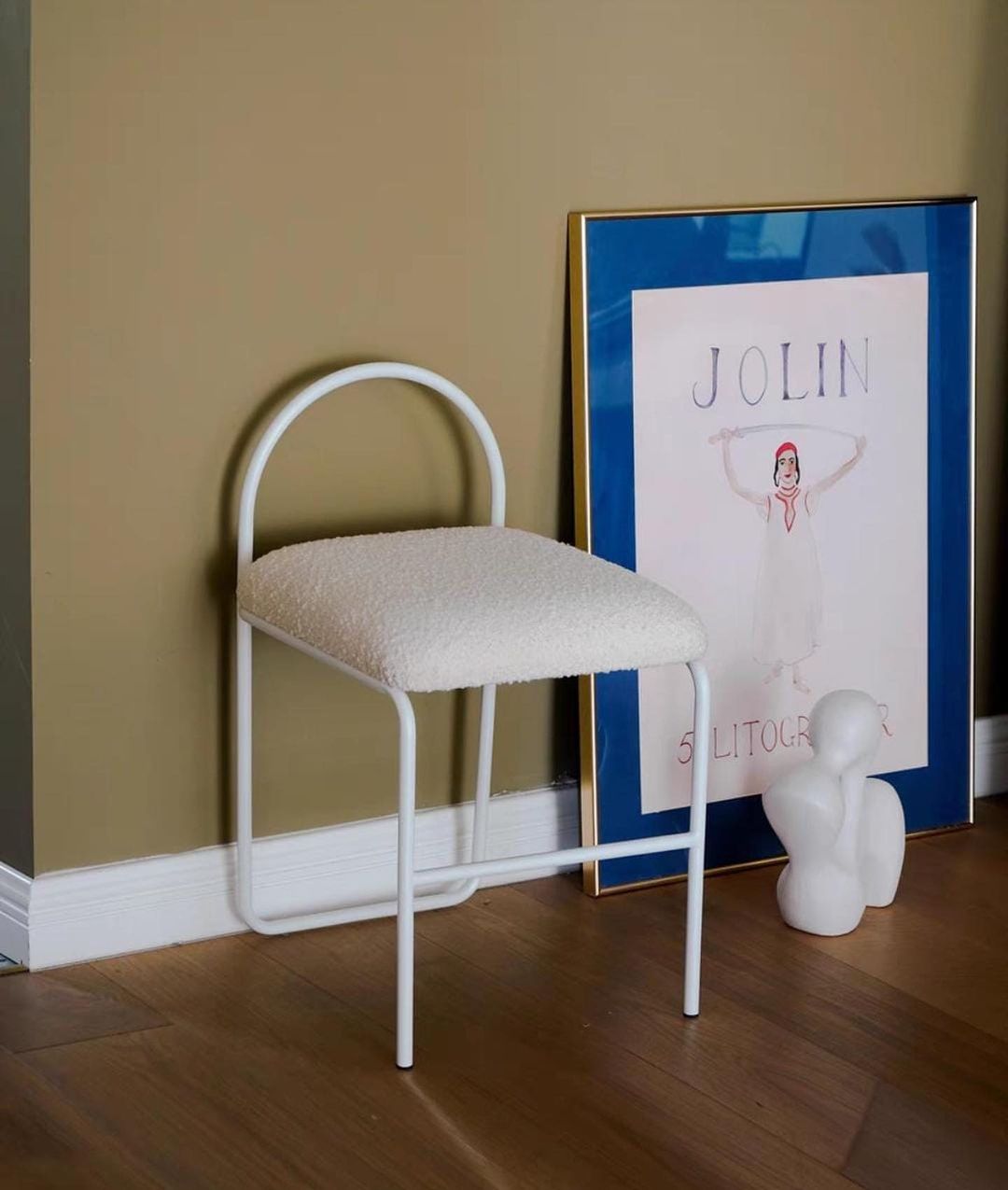 Дизайнерский стул Metal frame and boucle