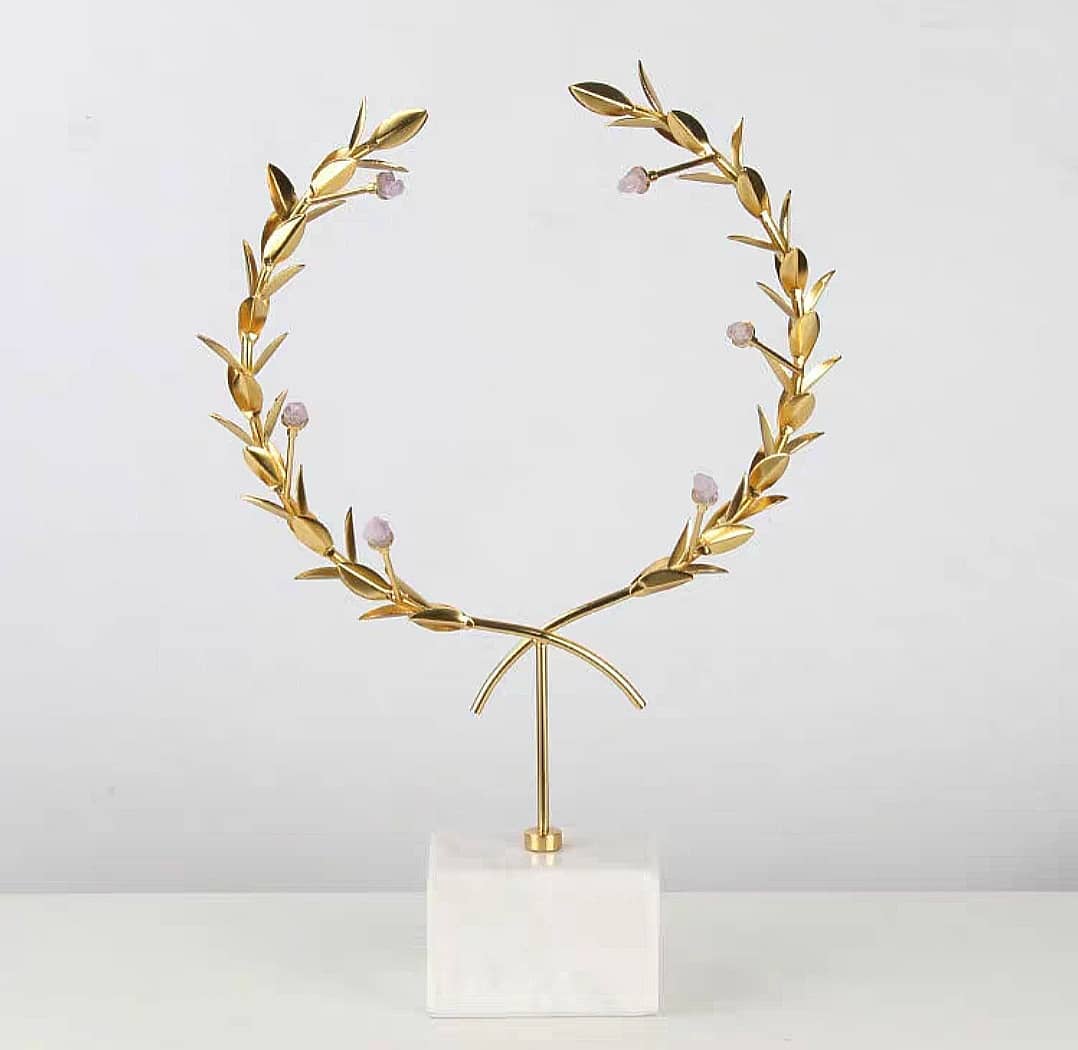 Статуэтка Лавровый венок с аметистами на подставке S