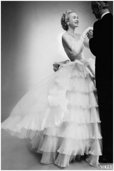 Постер Belle of the ball in Balenciaga Vogue 1951