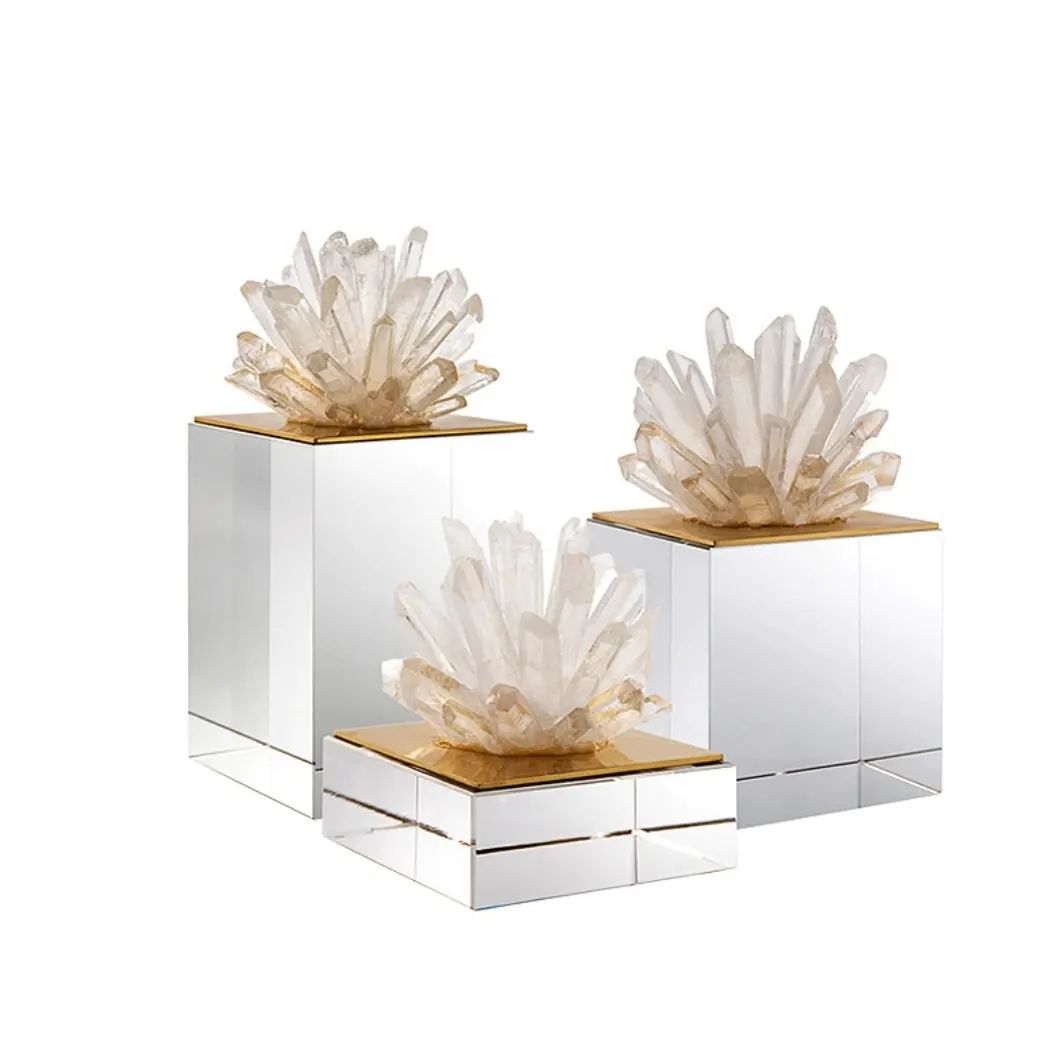 Статуэтка Ёжики-кристаллы из самоцветов на подставке