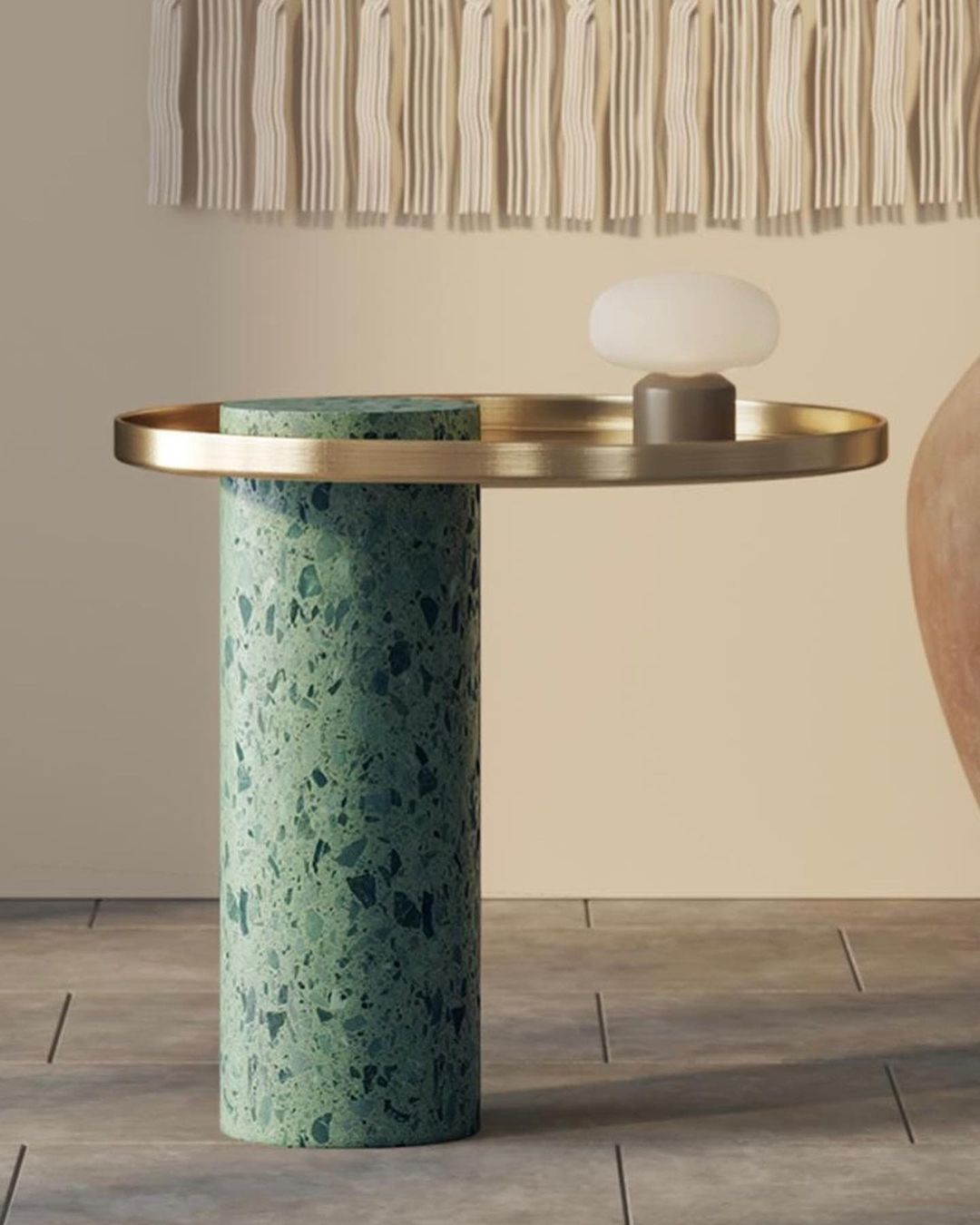 Столик Moon Bureau