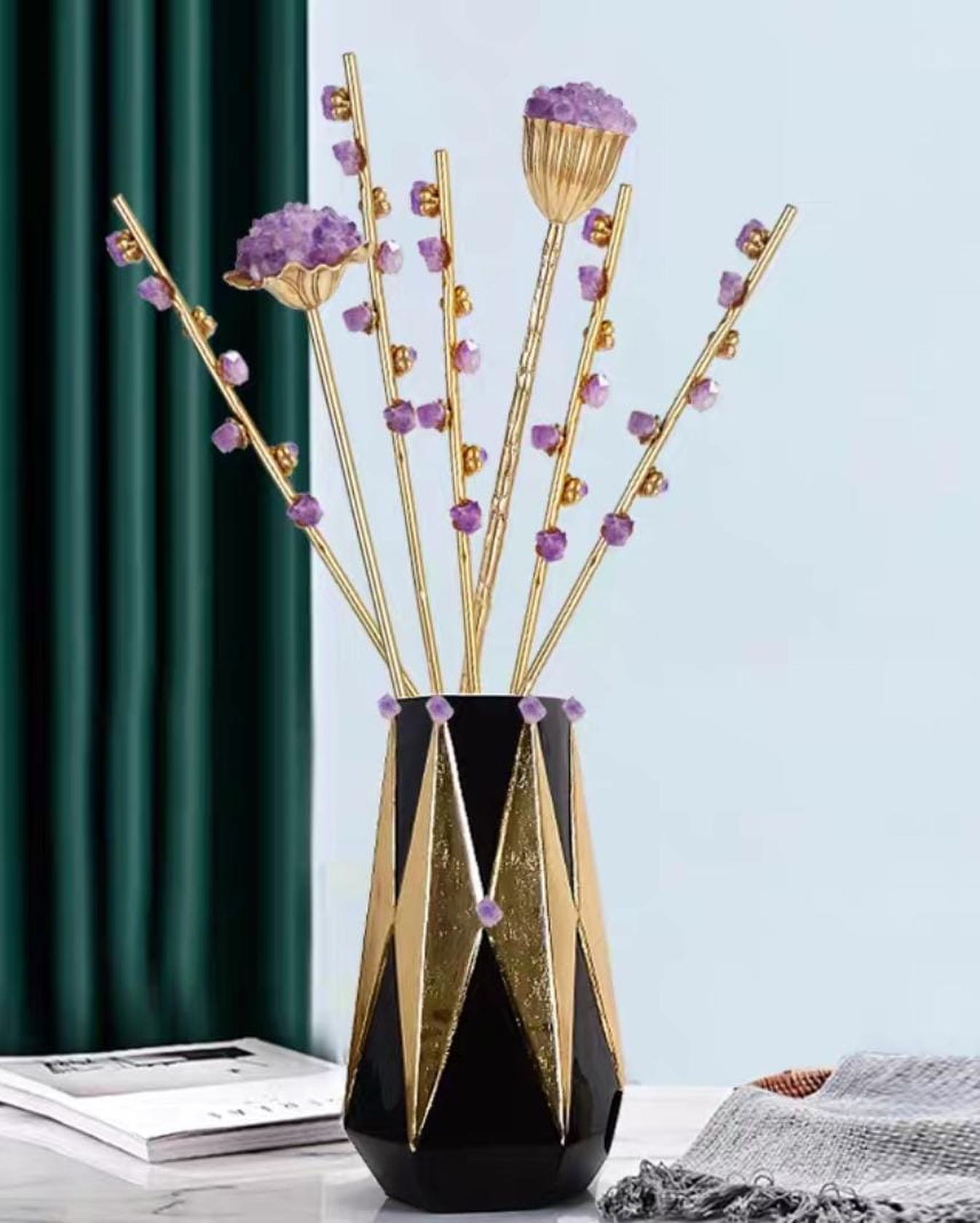 Цветок веточка с аметистами