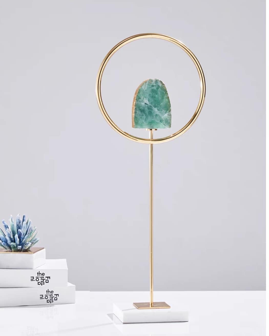 Статуэтка Флюорит в обрамлении латуни на подставке мрамора M