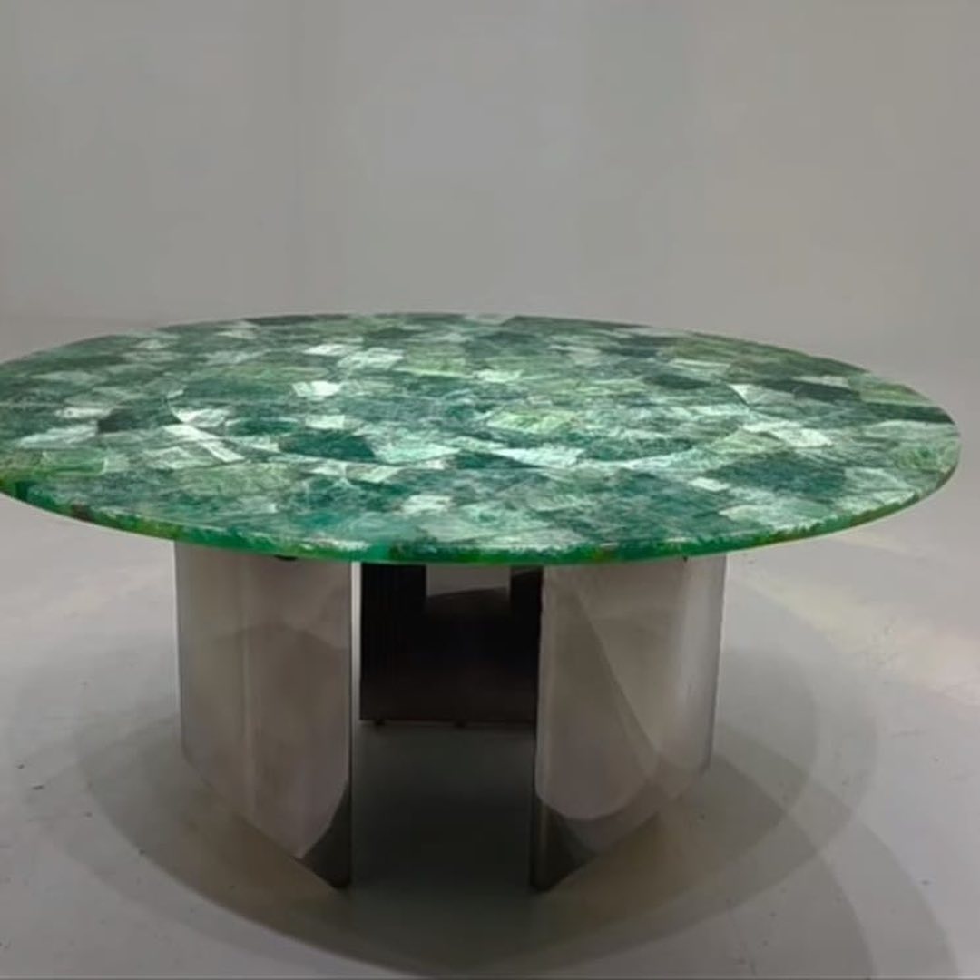 Столик из флюорита Malachite