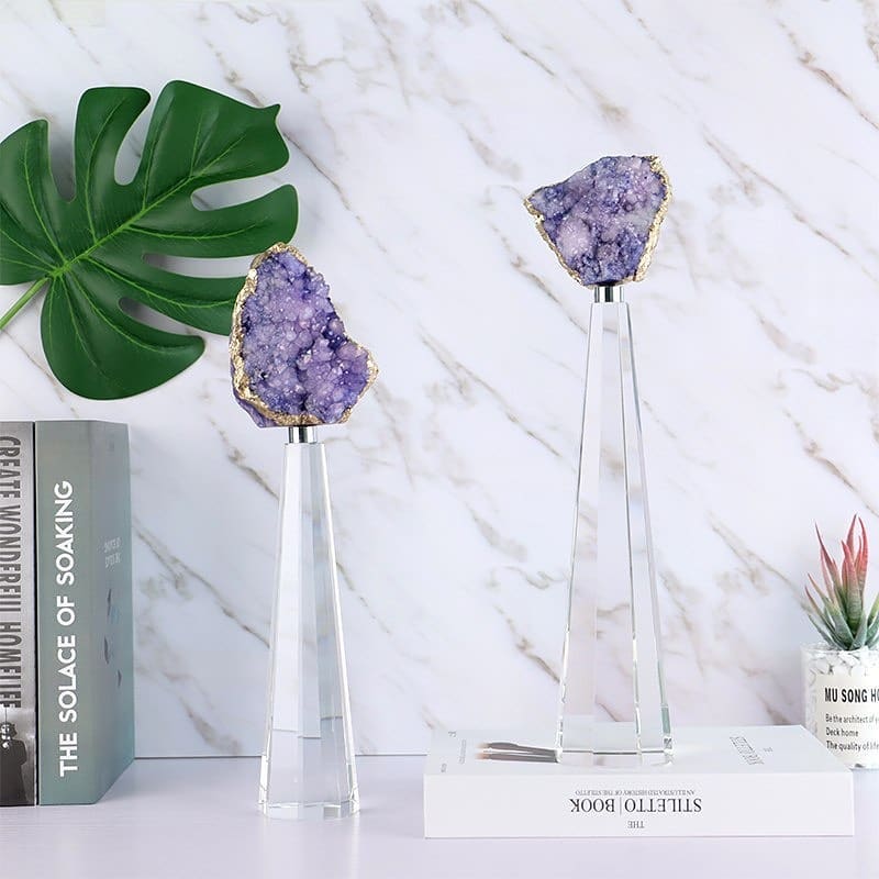 Статуэтка Кристаллы аметиста в позолоте на пирамидальной подставке