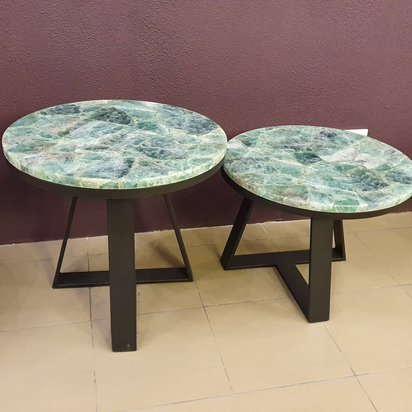 Столики из флюорита