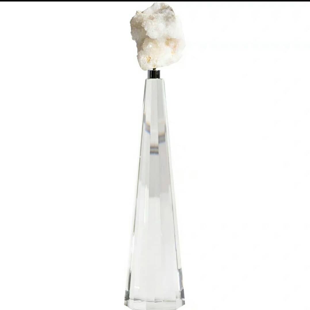 Статуэтка Жеода агата на хрустальной пирамиде