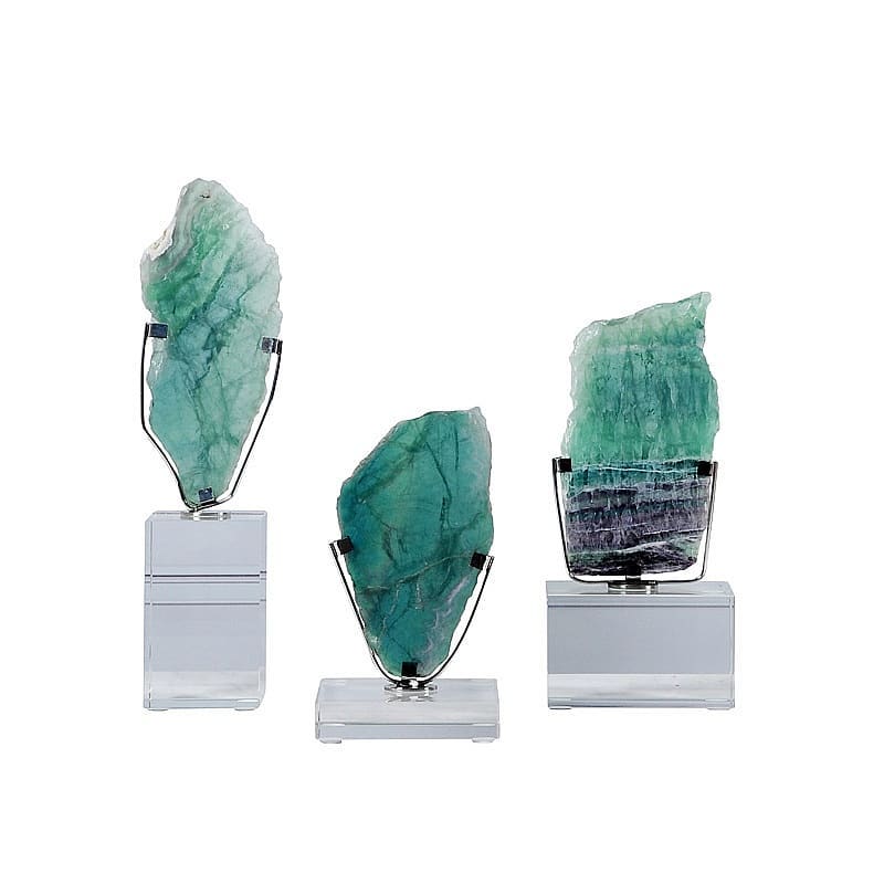 Статуэтка Флюорит зелёный в обрамлении латуни на подставке