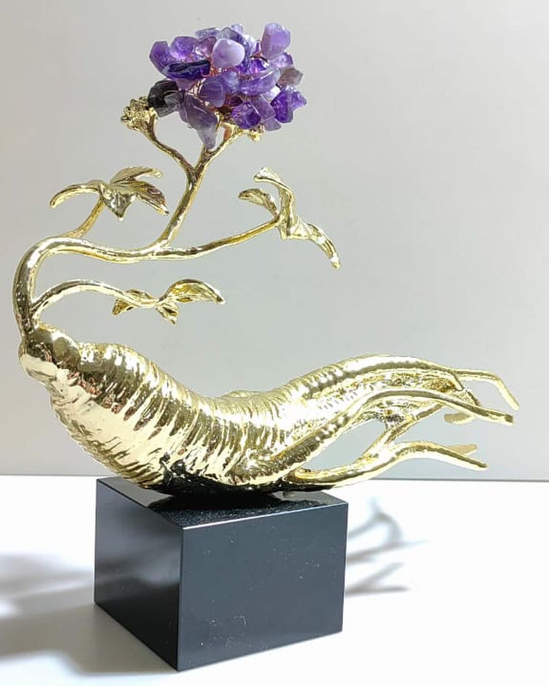 Статуэтка Женьшень Ginseng Purple