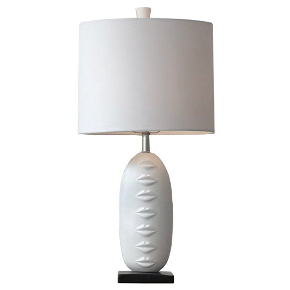 Настольная лампа White Lips