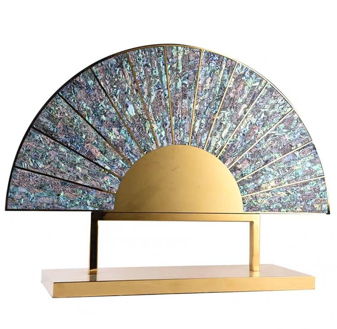 Статуэтка Перламутровый веер в латуни на подставке