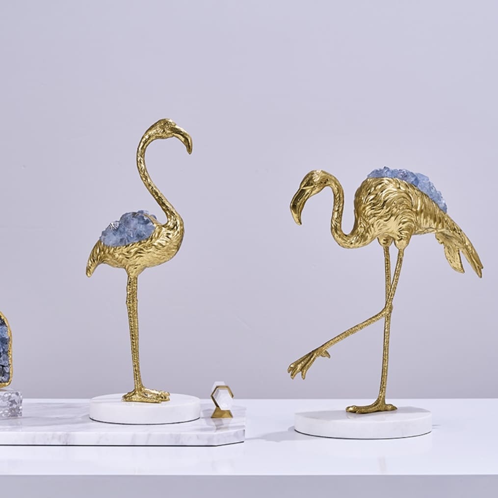 Статуэтка Фламинго с целеститом на подставке