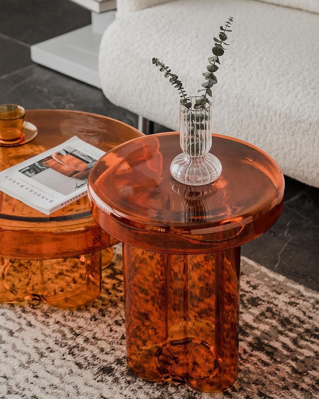 Журнальный столик Monsterior Shop1