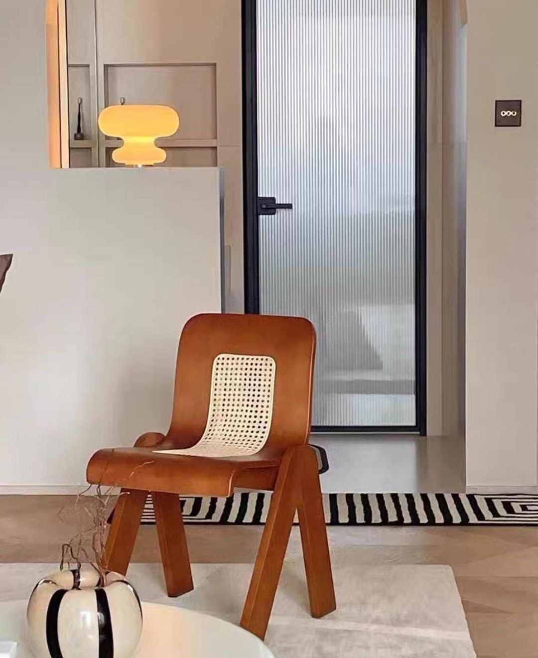 Cтул с сеточкой ретро Rattan mesh