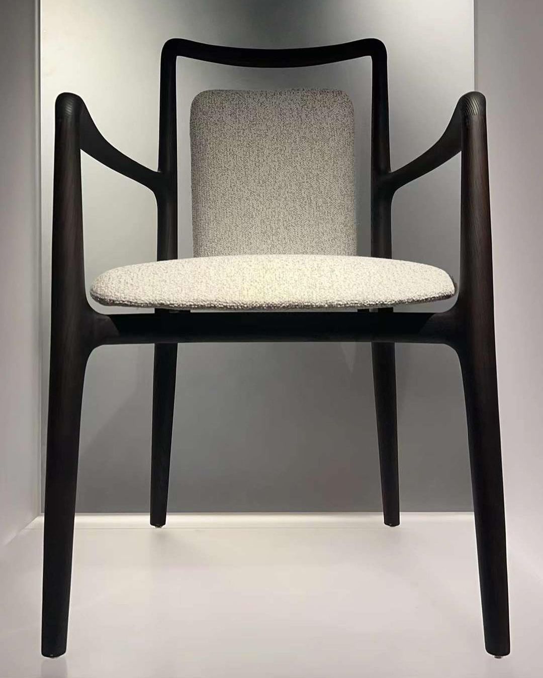 Cтул с подлокотниками Gray chenille