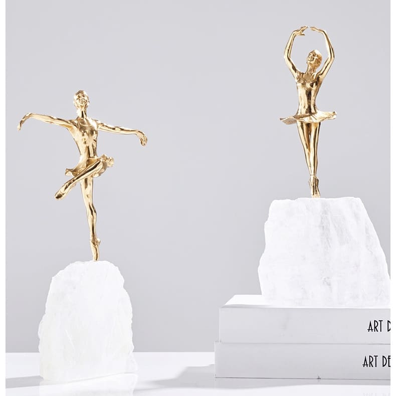 Статуэтка Балерина в фуэте на кварце