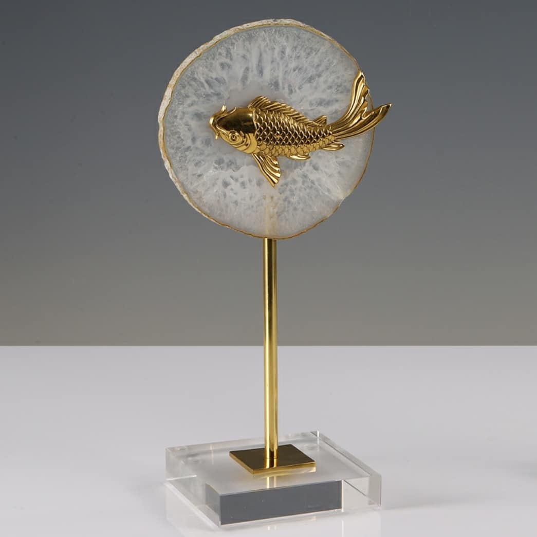Статуэтка Золотая рыбка на срезе агата на подставке M