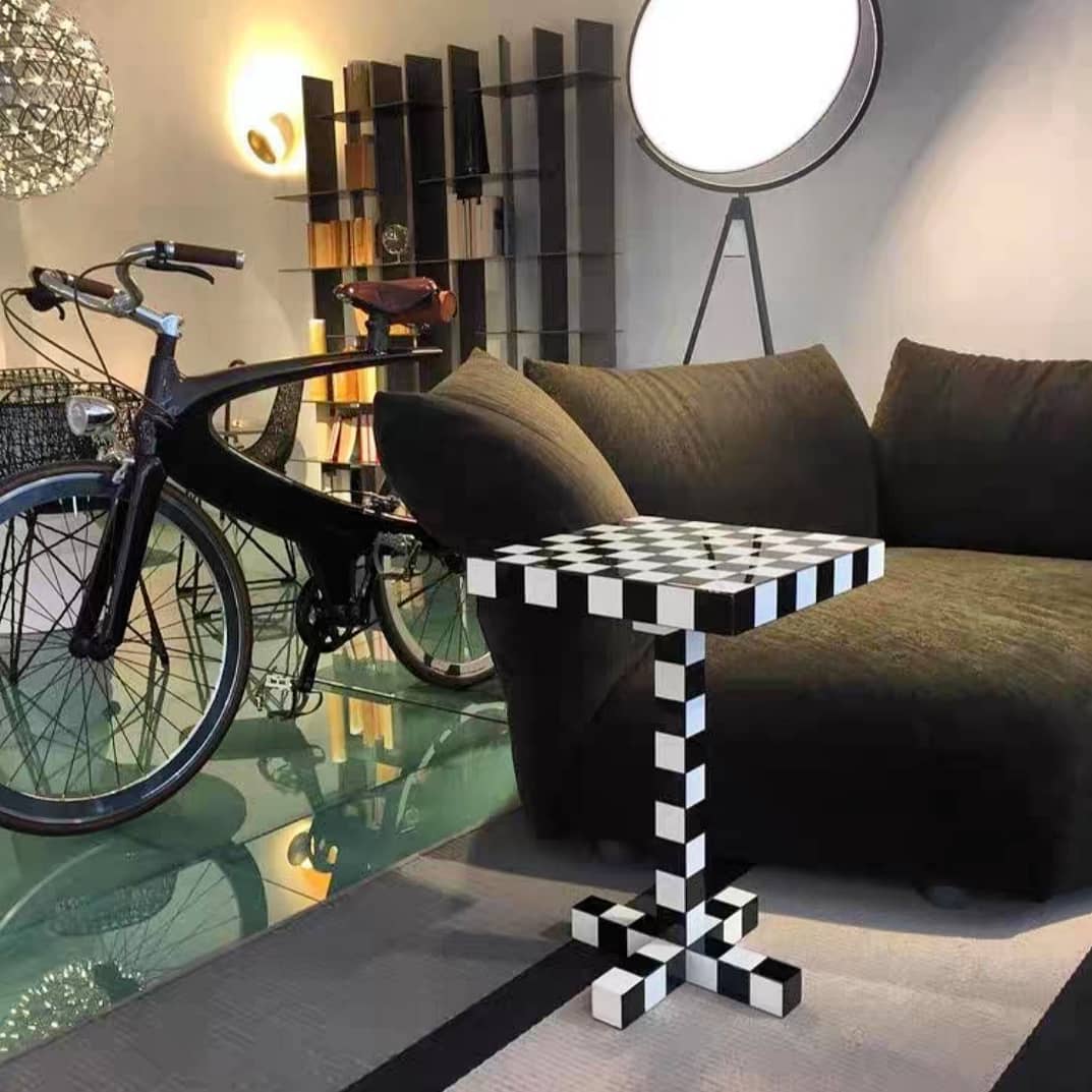 Столик Old School