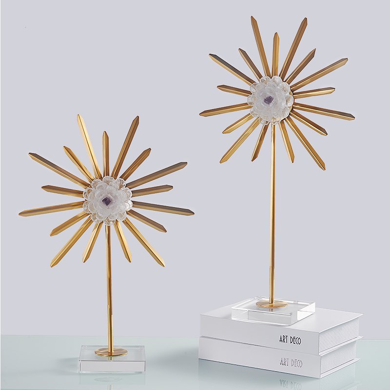 Статуэтка Звездочка из кварца с аметистами на подставке