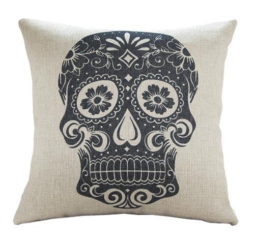 Декоративная подушка Black & White Skull