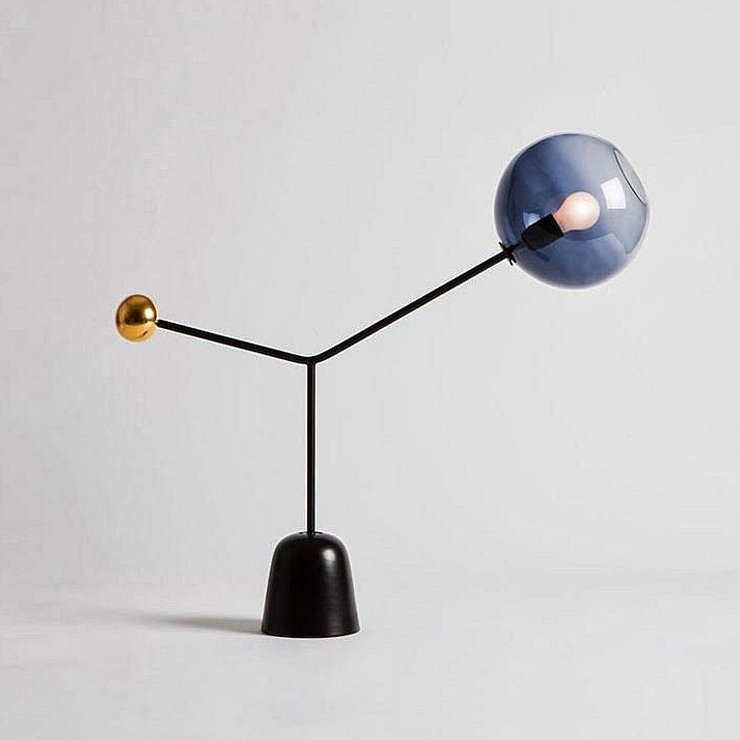 Настольная лампа Table Light Pirouette by Matteo Zorzenon designed by Matteo Zorzenon