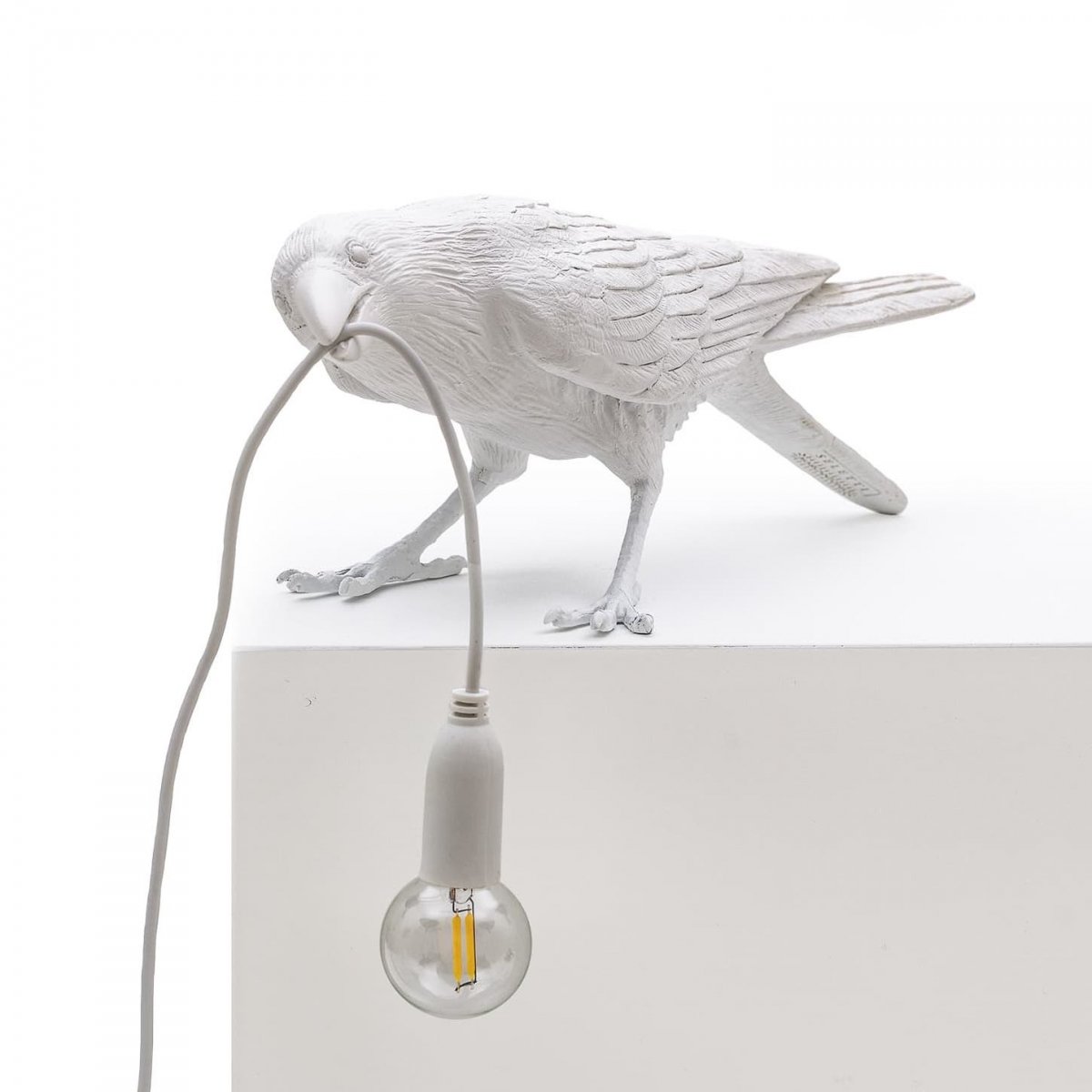 Настольная лампа Seletti Bird Lamp White Playing  designed by Marcantonio Raimondi Malerba