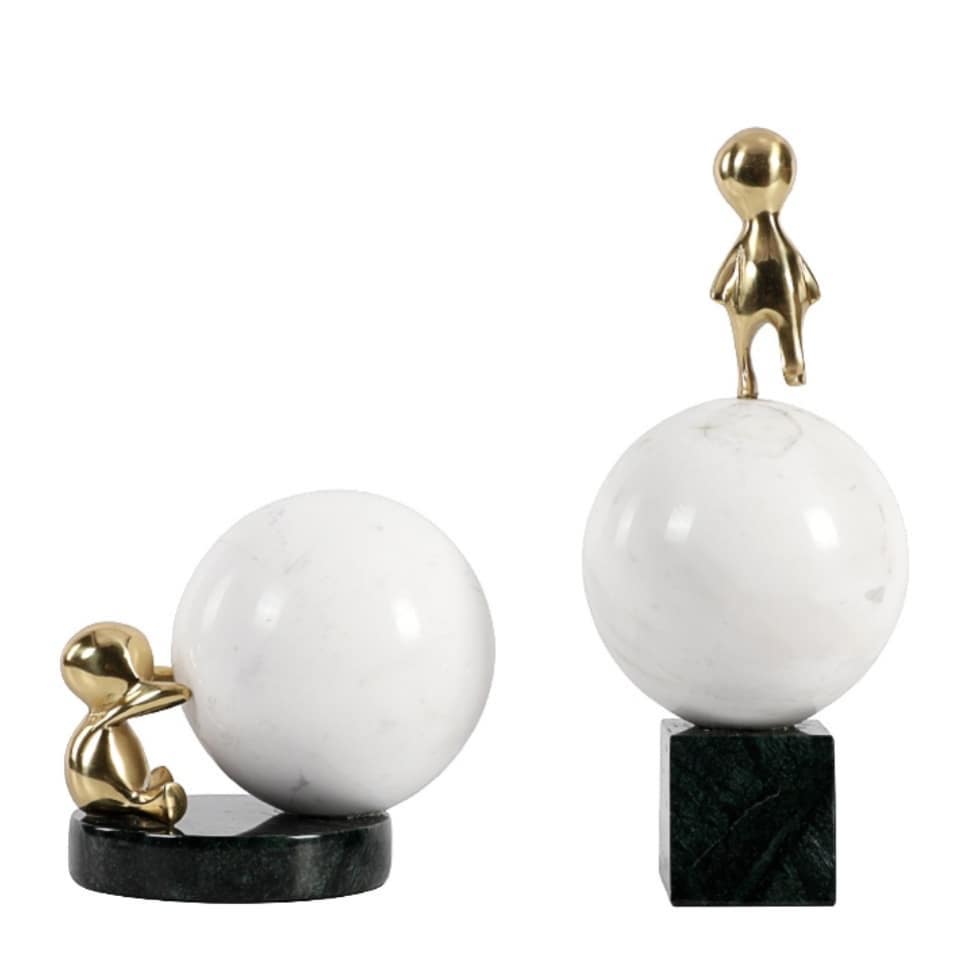 Статуэтка Позитивный человечек и шар на подставке