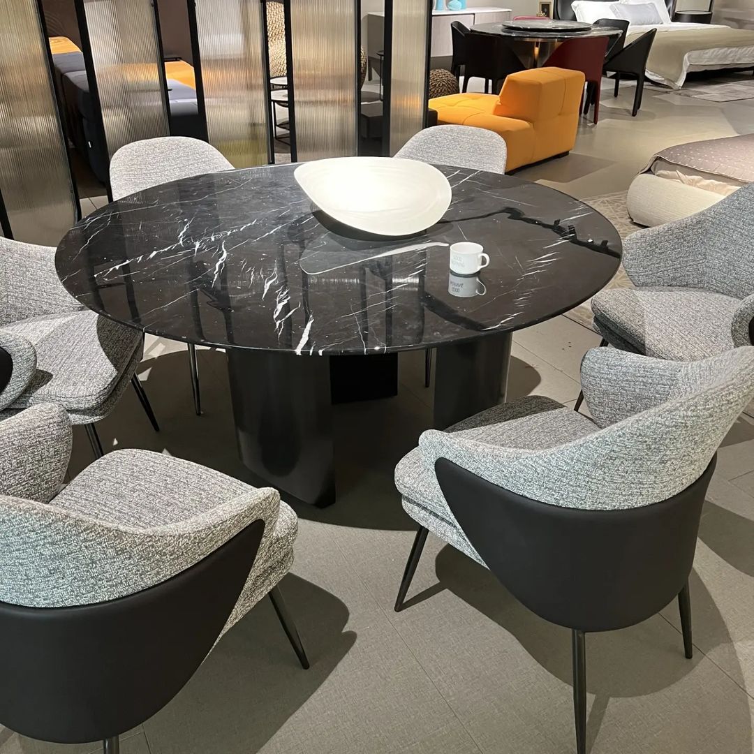 Стол обеденный Luito Alivar