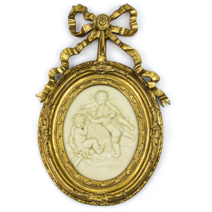 Аксессуар на стену Cameo with Putti