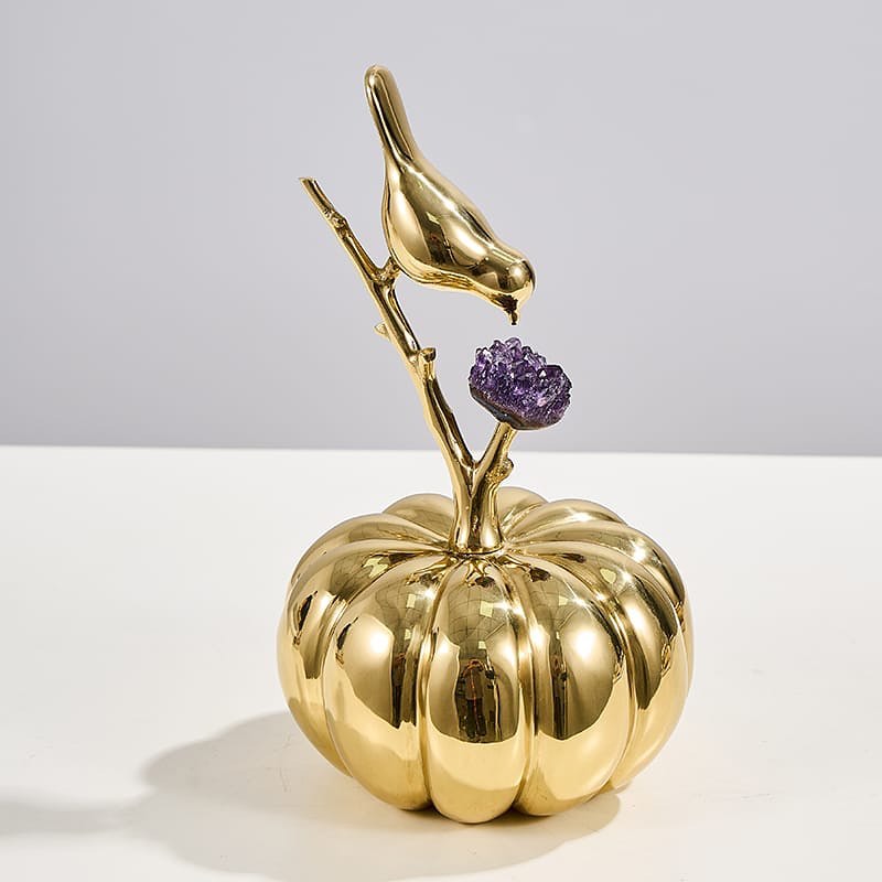 Статуэтка Птичка на ветке с фруктом аметист